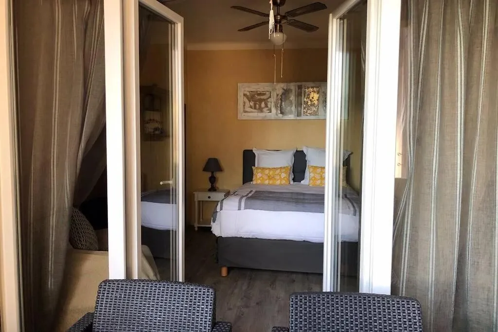 Apartment Charmant Appartement Bord De Mer, Plage Cagnes-sur-Mer